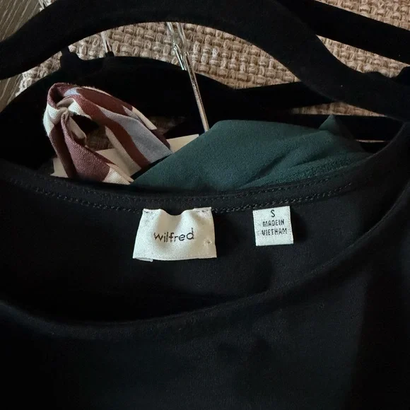 Aritzia GoodLux Bloomsbury Dress - Picture 4 of 4